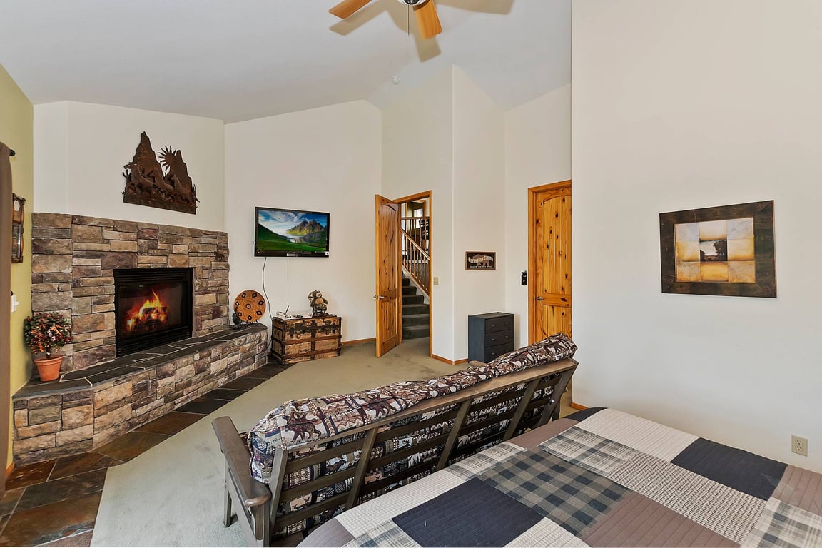 Cabin Image 21