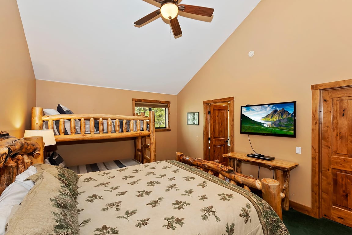 Cabin Image 45