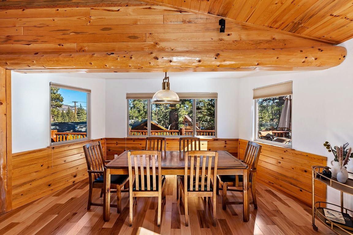 Cabin Image 15