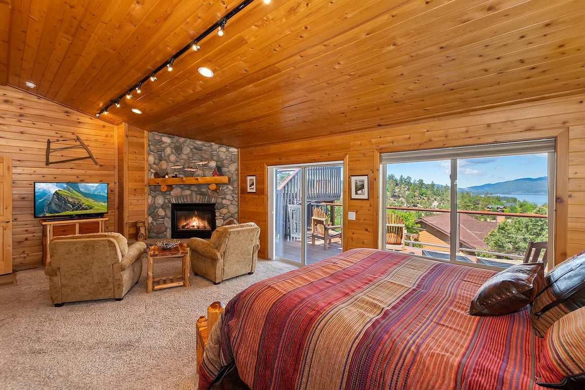 Cabin Image 25