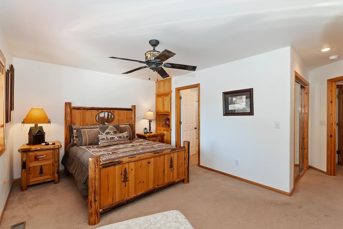 Cabin Image 17