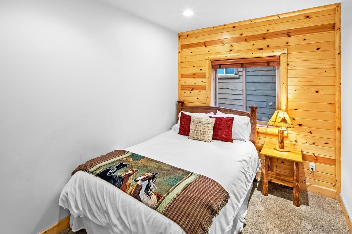 Cabin Image 34