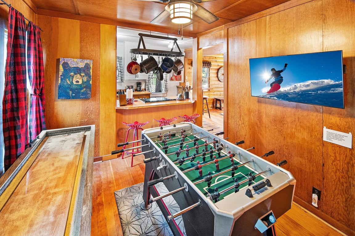 Cabin Image 14