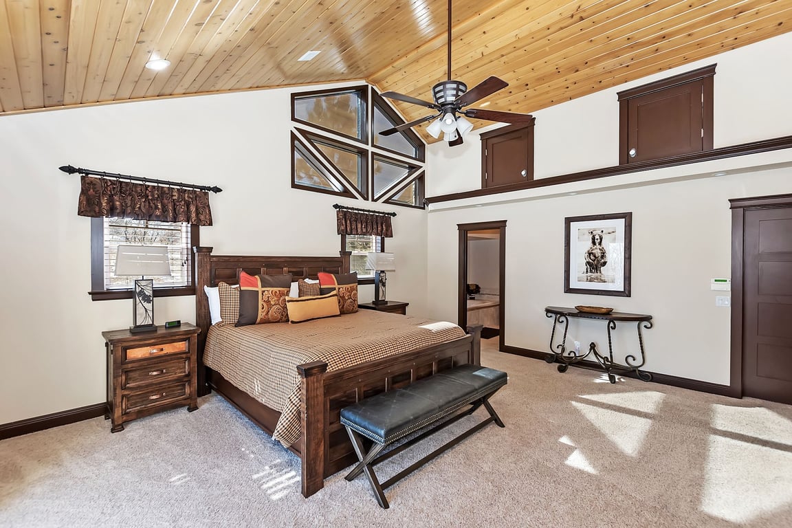 Cabin Image 19