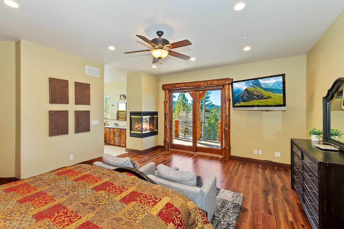 Cabin Image 32