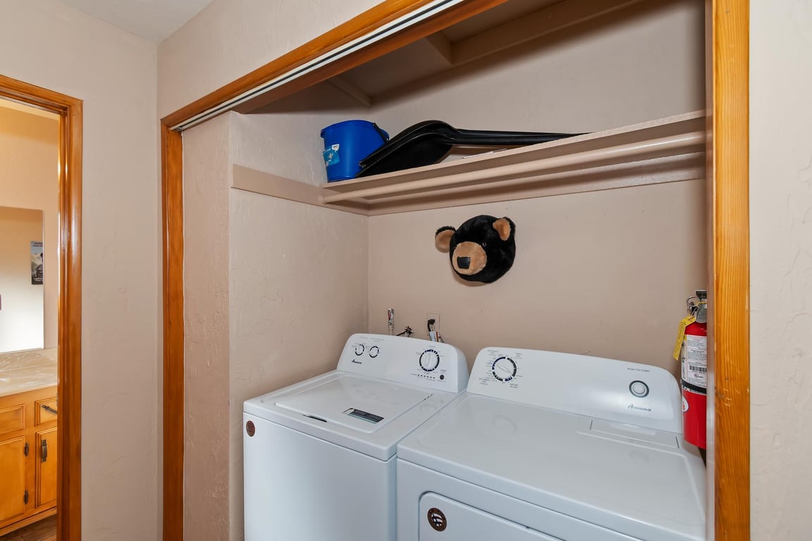 Cabin Image 25