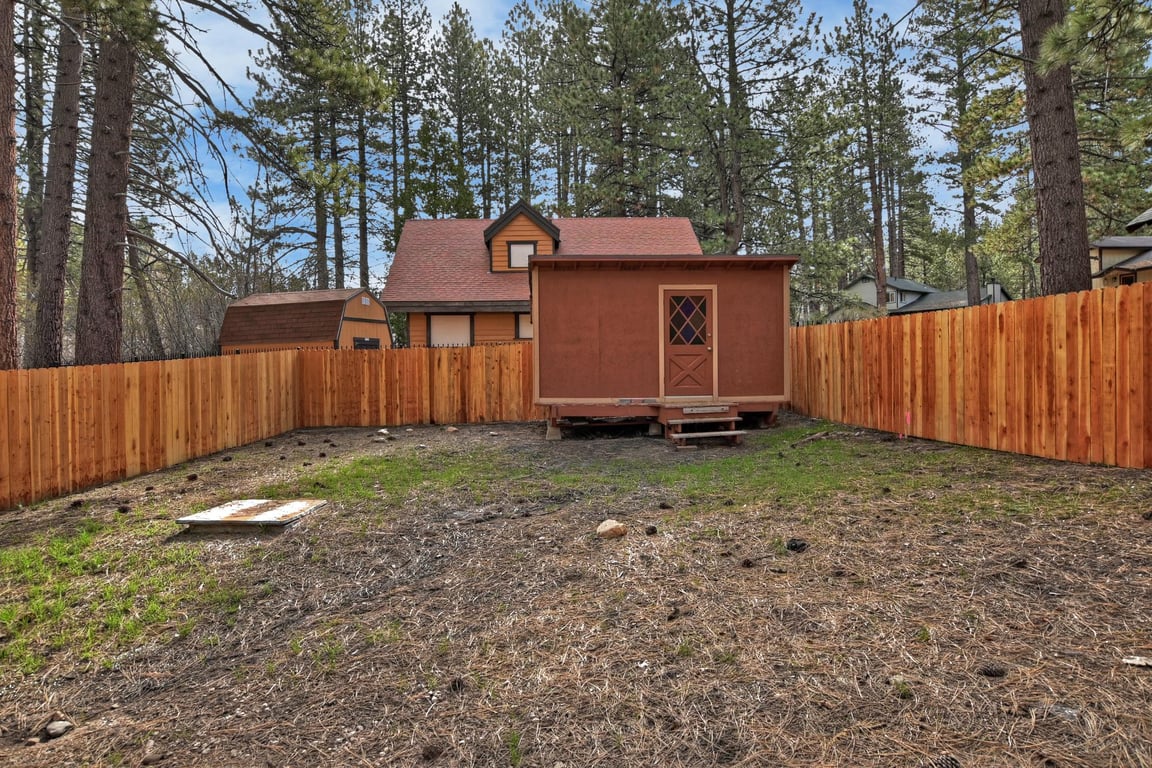 Cabin Image 28