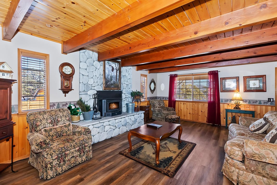 Cabin Image 6