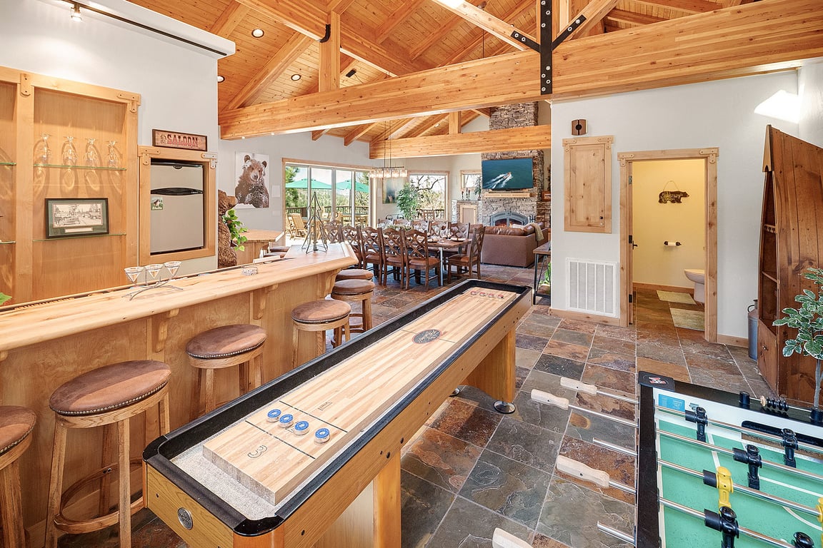 Cabin Image 35