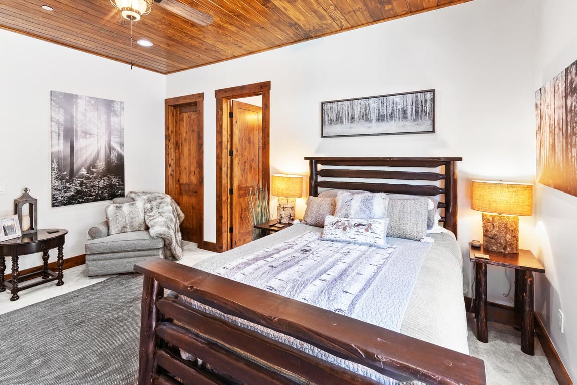 Cabin Image 47