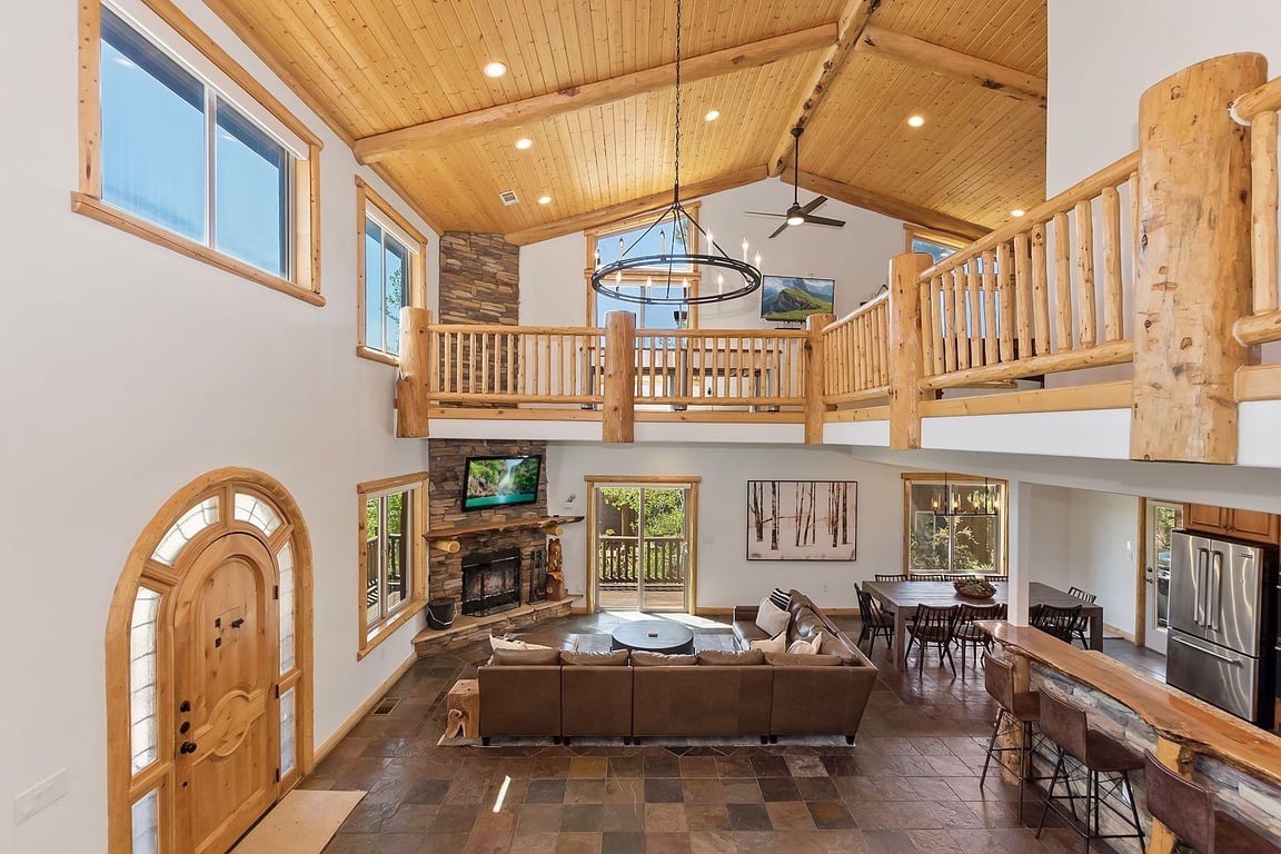 Cabin Image 8