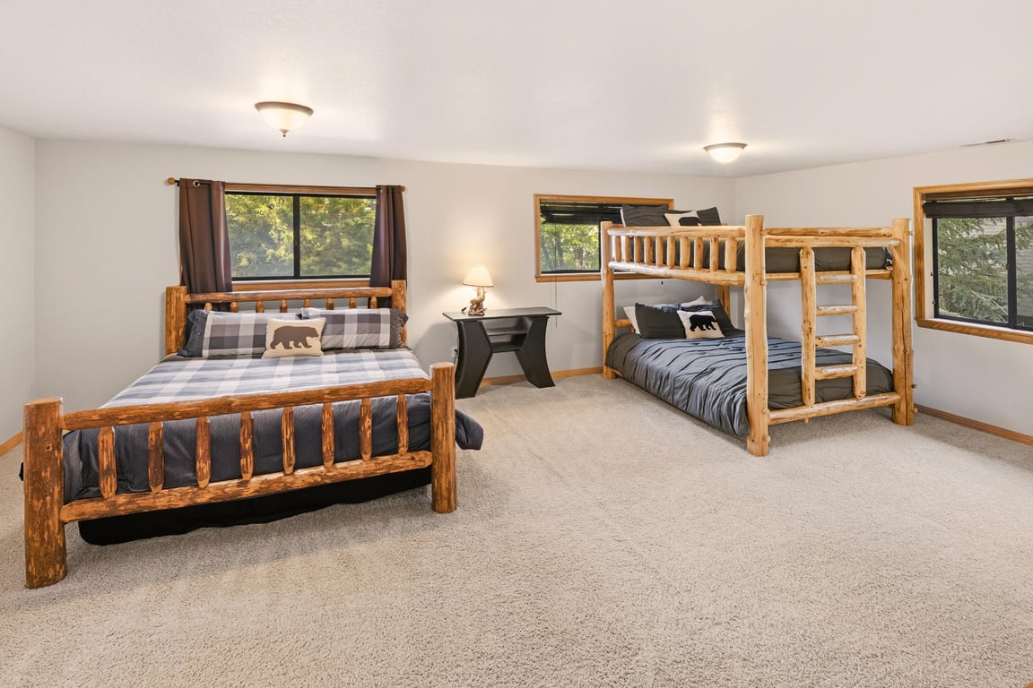 Cabin Image 38