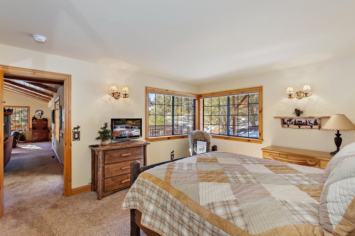 Cabin Image 32