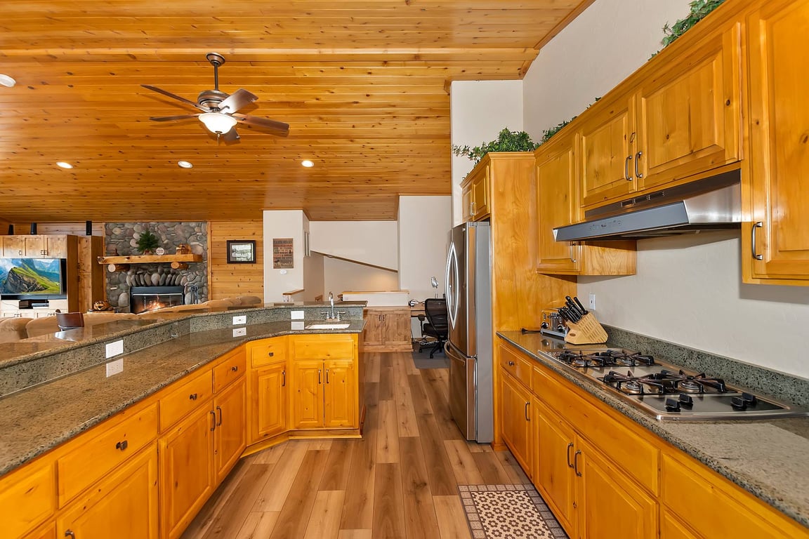 Cabin Image 12