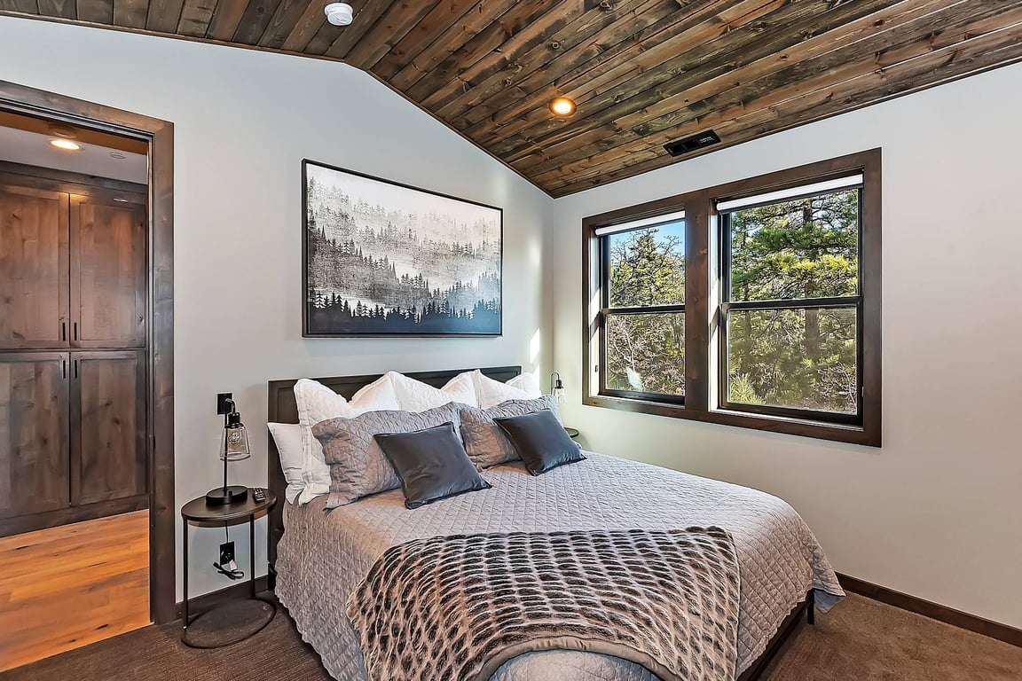Cabin Image 45