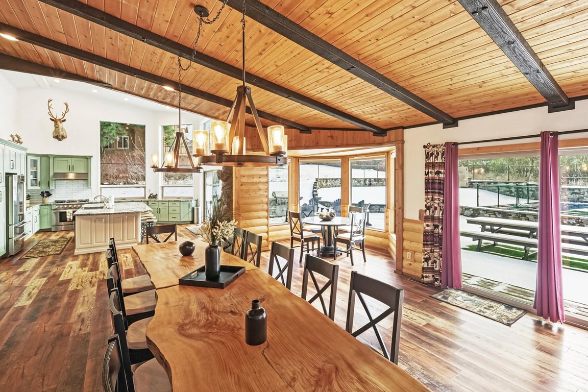 Cabin Image 21