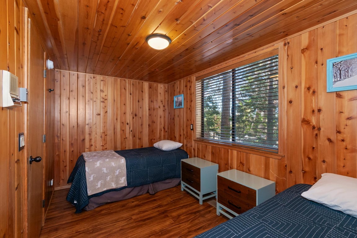Cabin Image 35