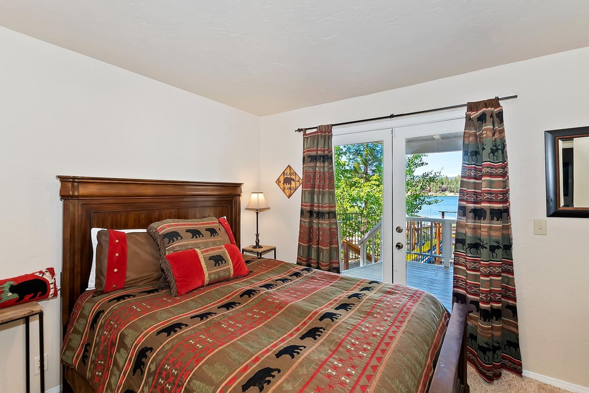 Cabin Image 37