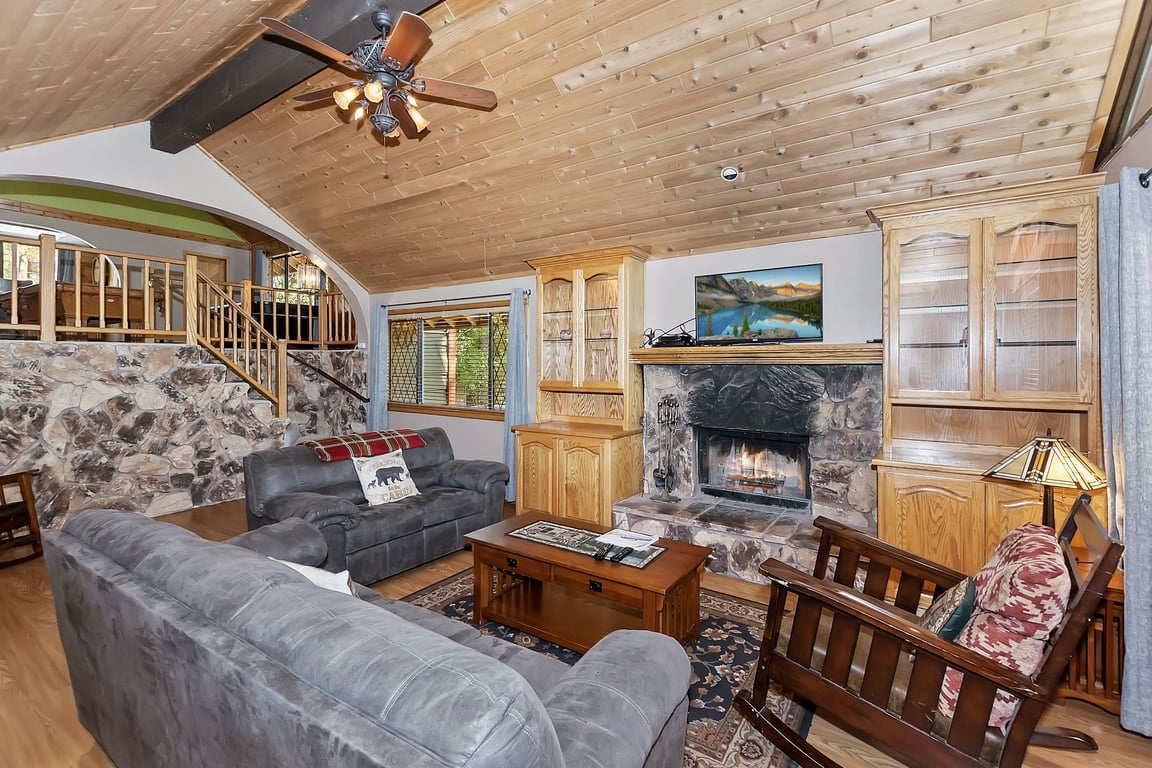Cabin Image 6
