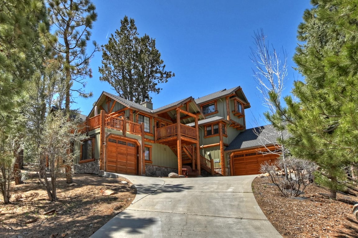 Highland Manor