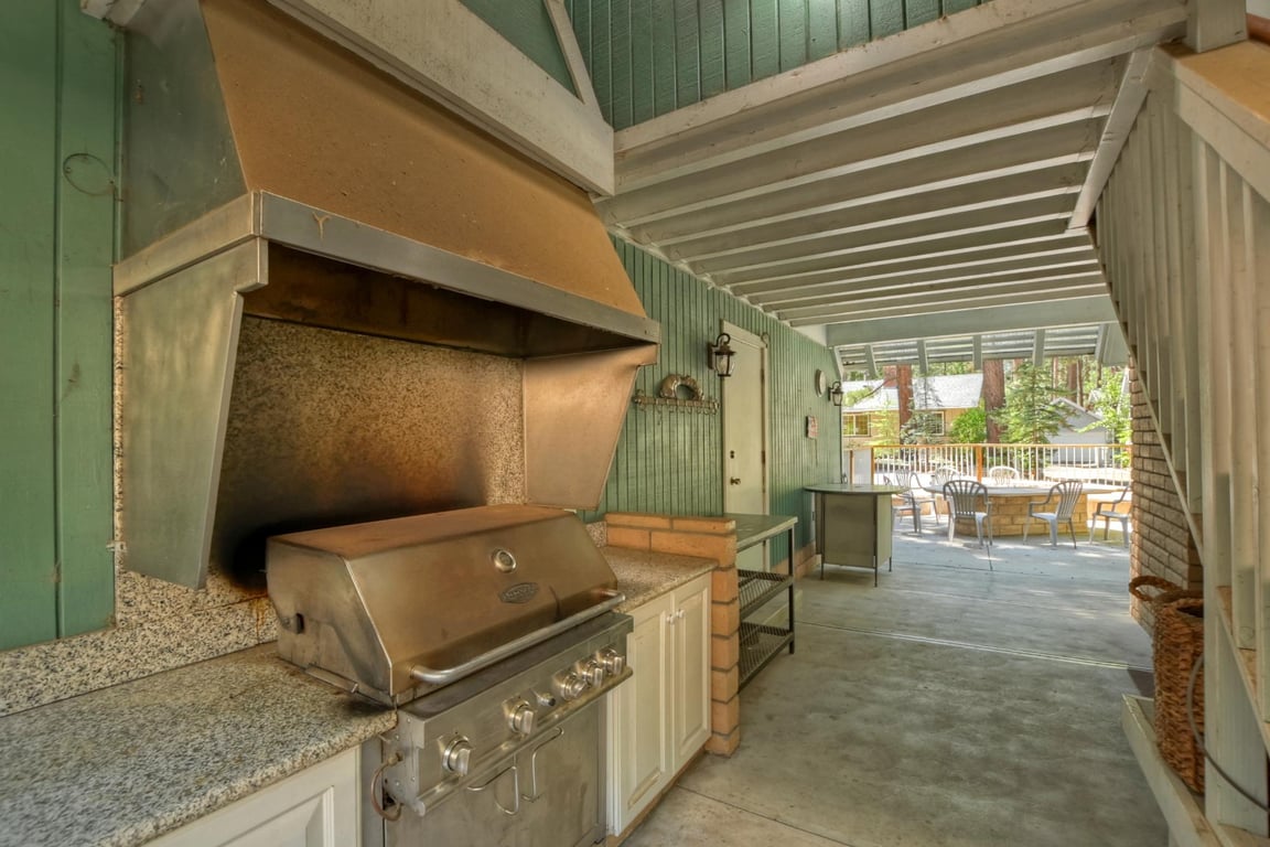 Cabin Image 12