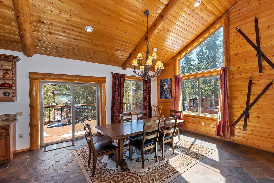 Cabin Image 9