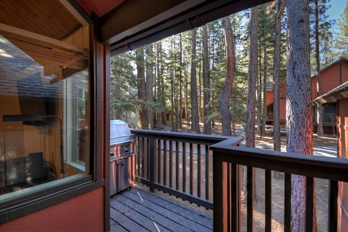 Cabin Image 9
