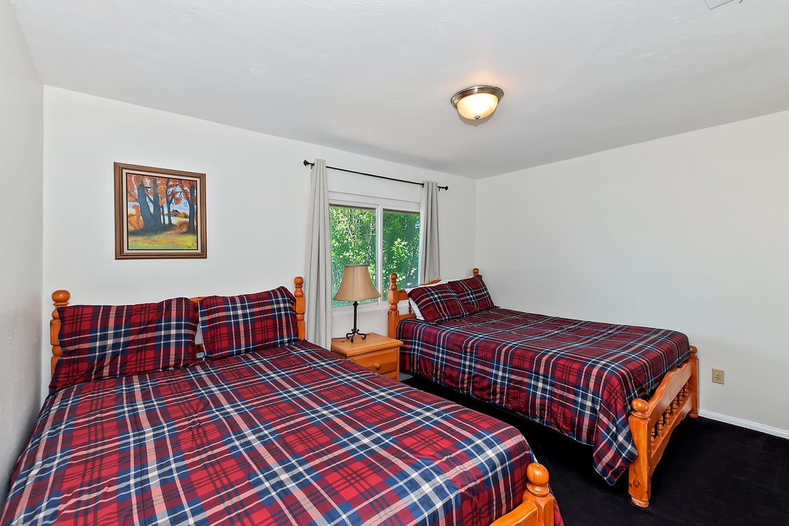 Cabin Image 36
