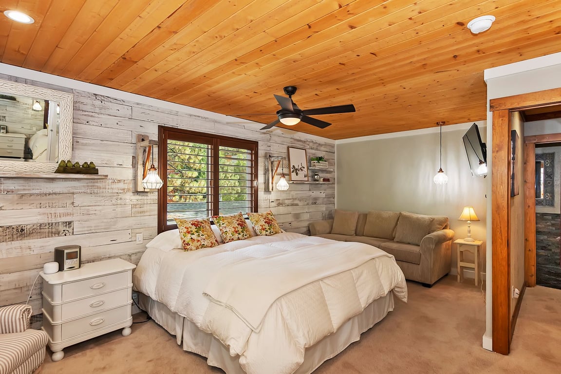 Cabin Image 29