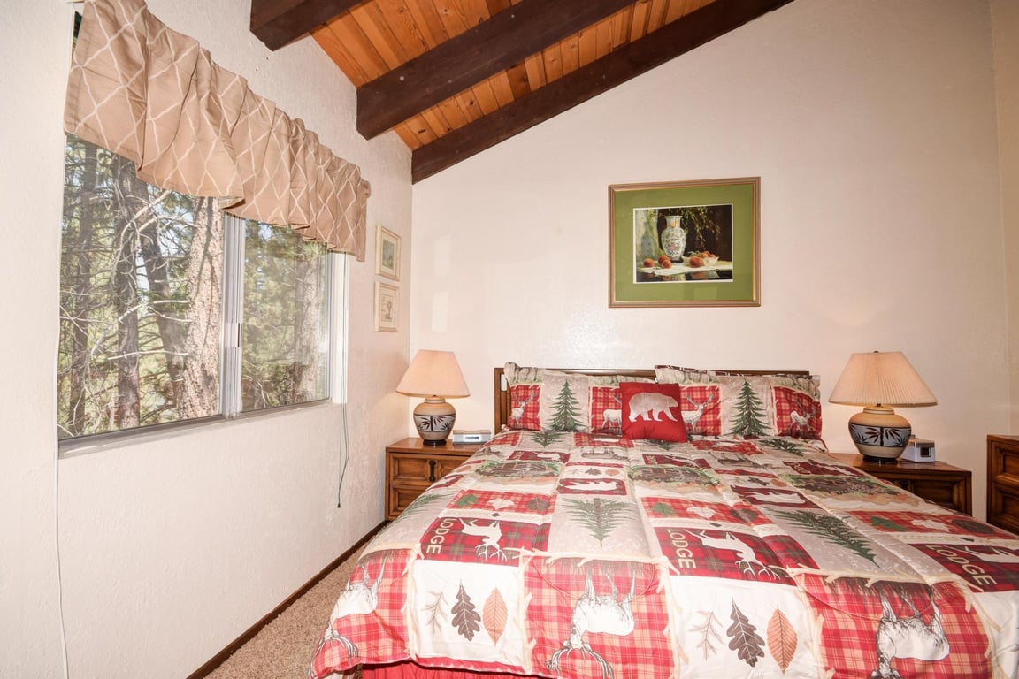 Cabin Image 18