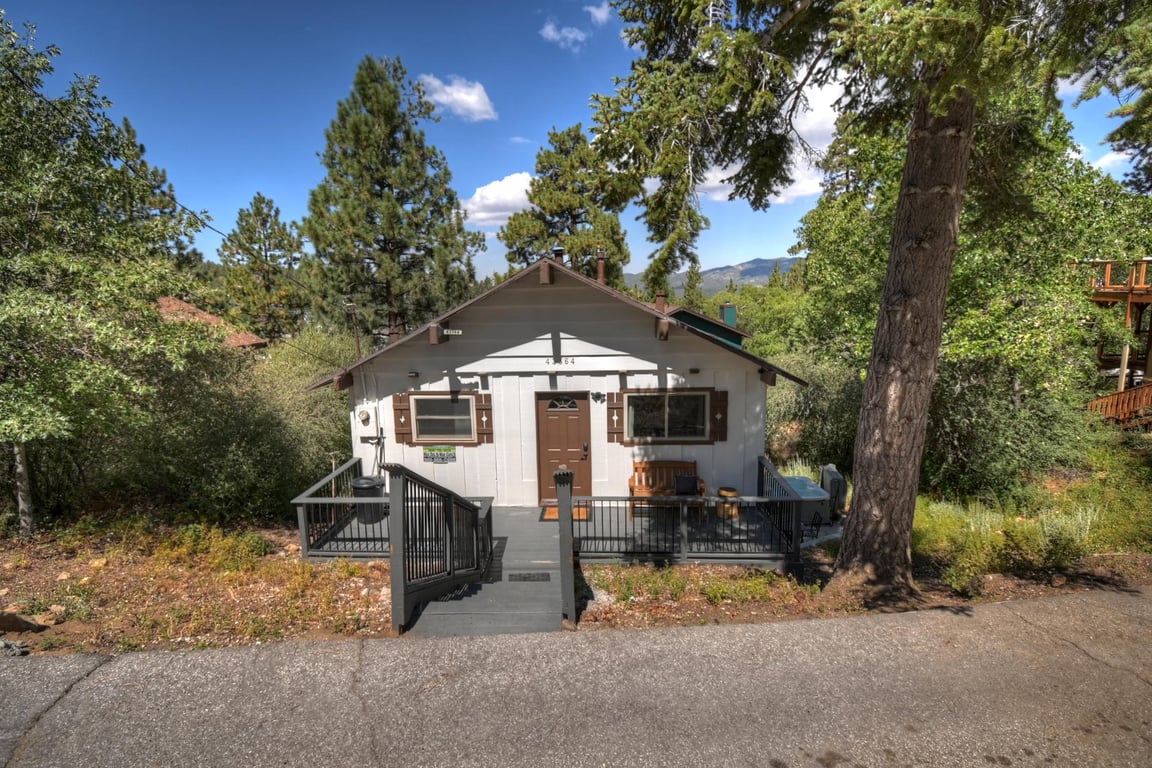 Cabin Image 4