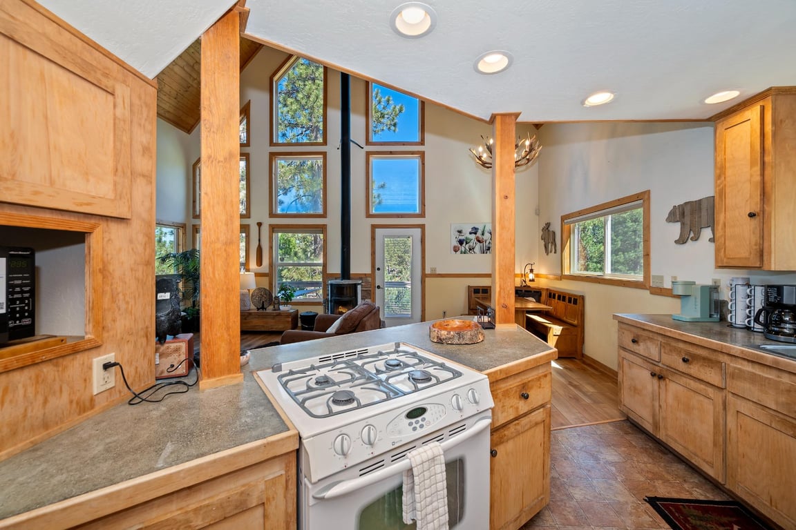 Cabin Image 18