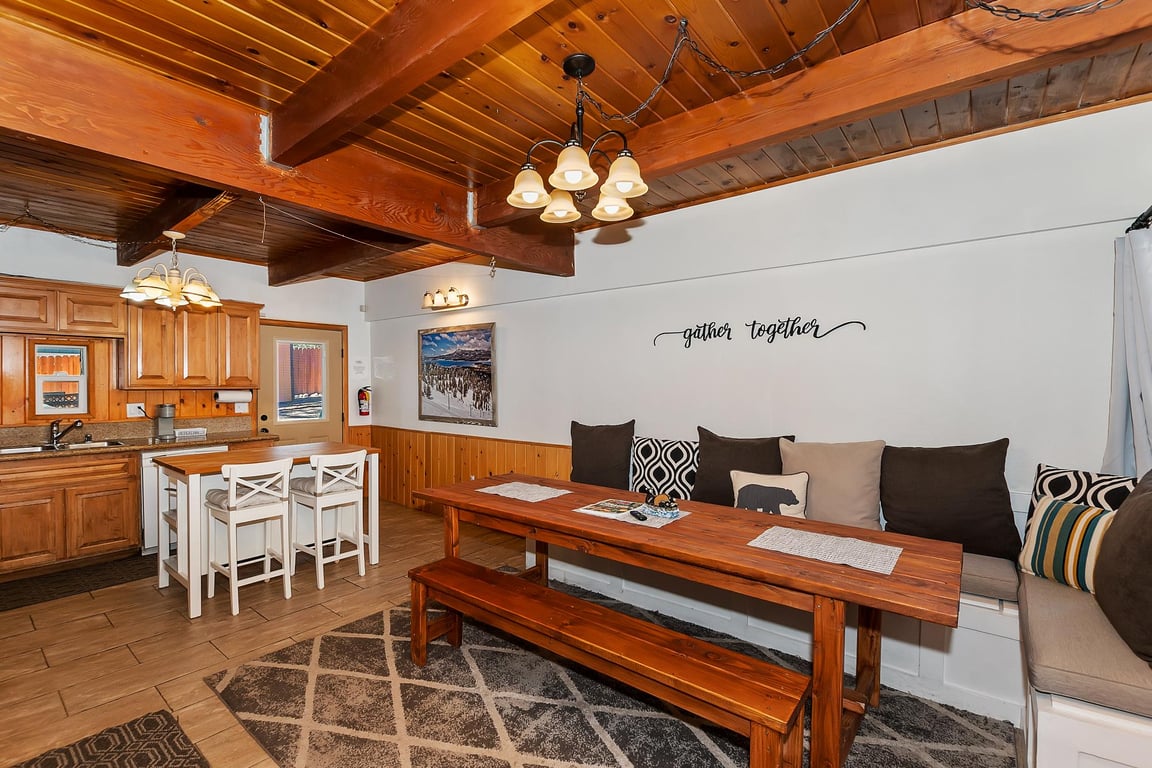 Cabin Image 6