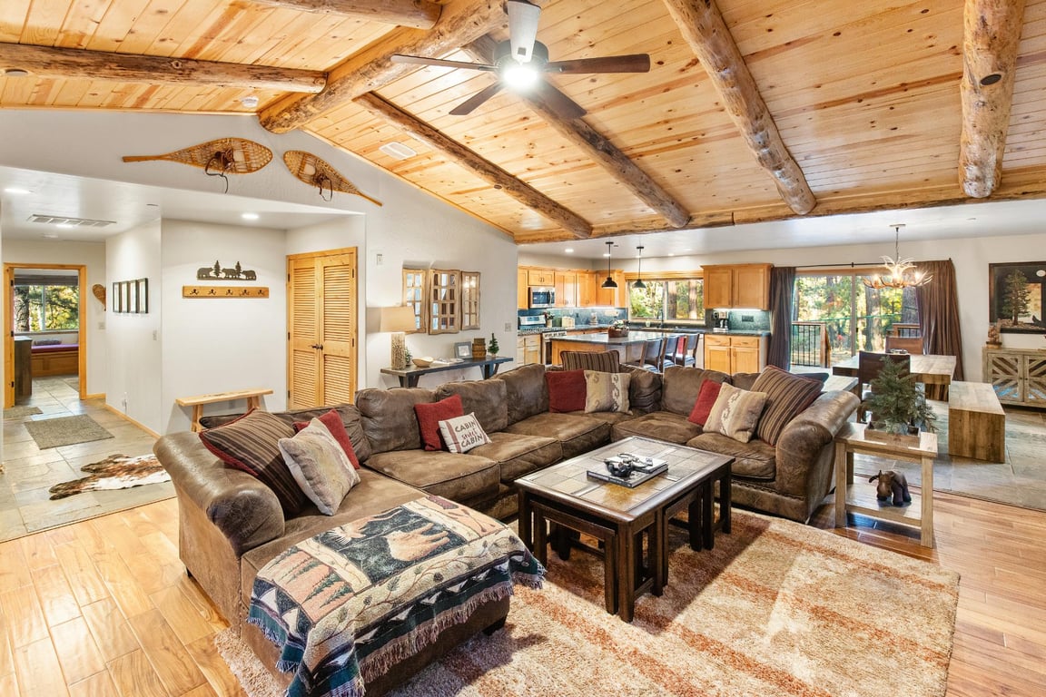 Cabin Image 14
