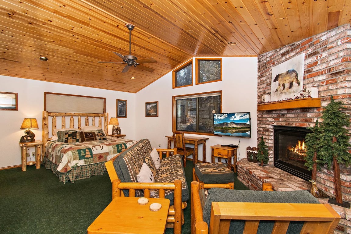 Cabin Image 30
