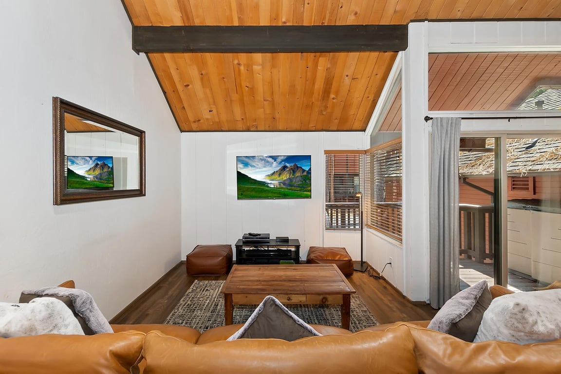Cabin Image 7