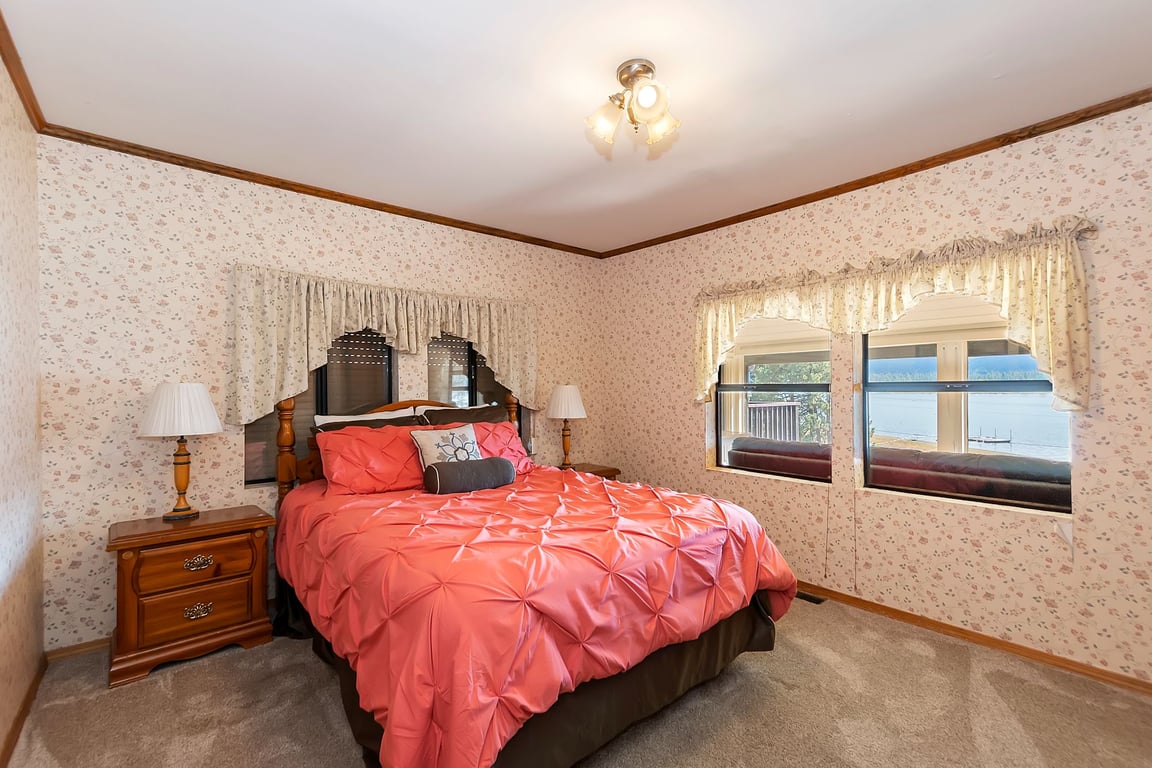Cabin Image 19