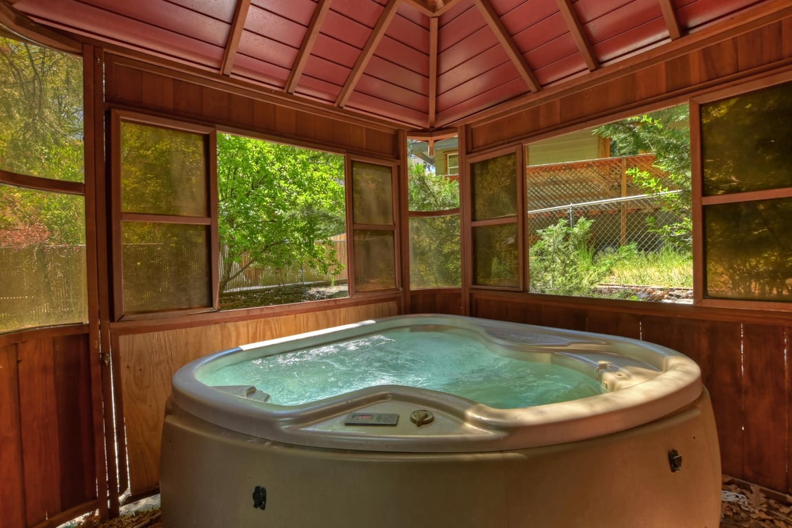Cabin Image 3