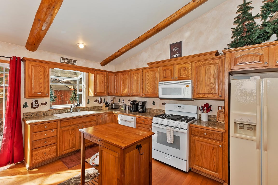Cabin Image 11
