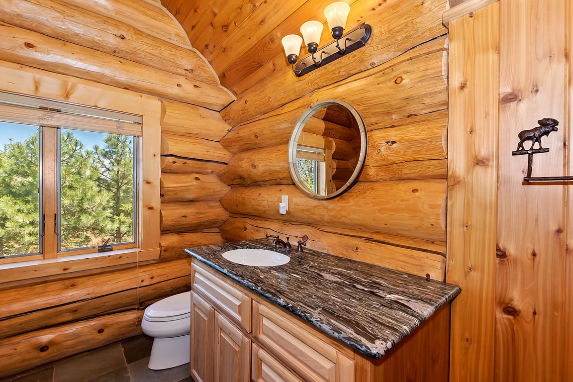 Cabin Image 28