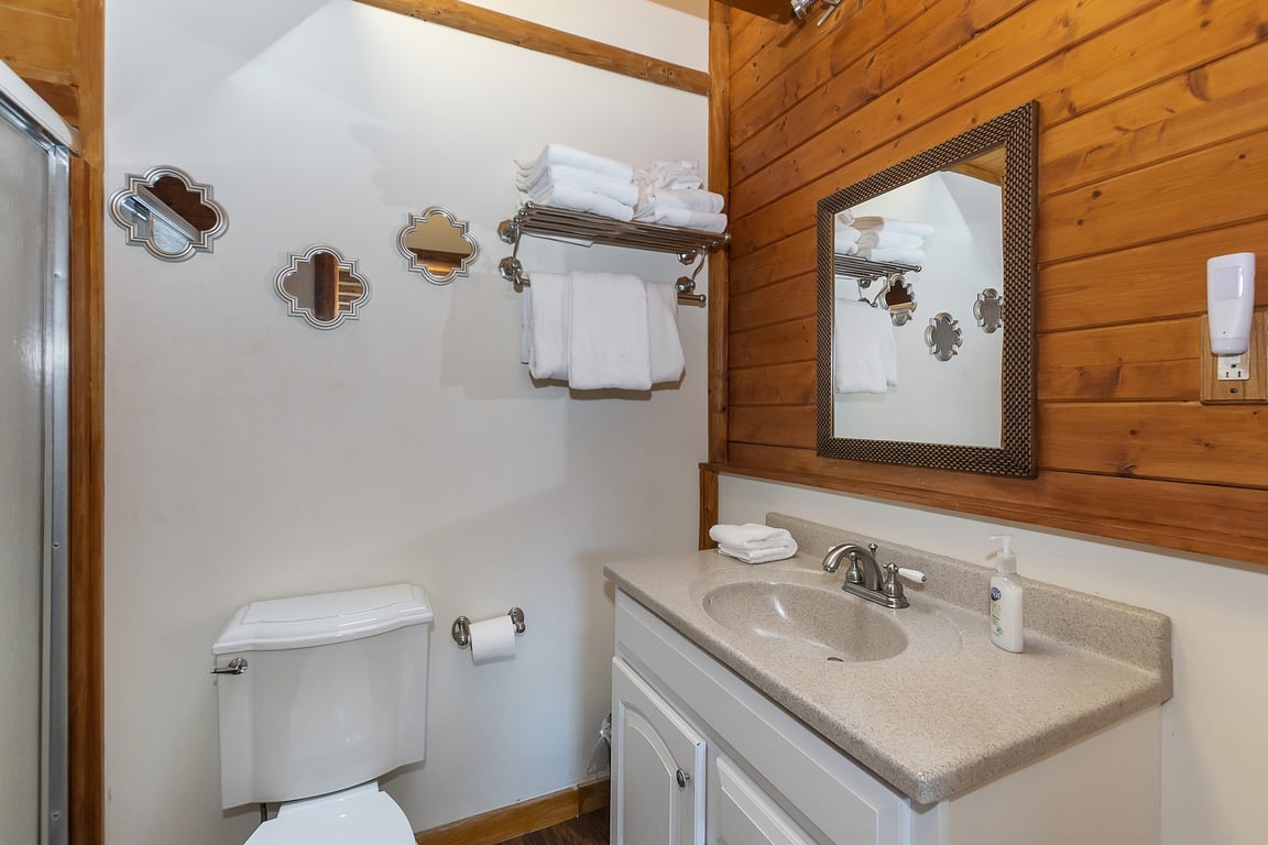 Cabin Image 14
