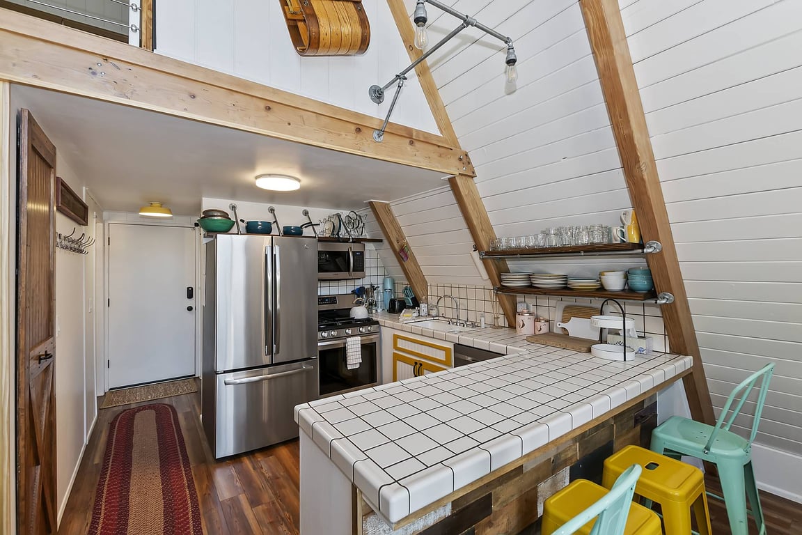 Big Bear Cabin - TheFrame - 0003