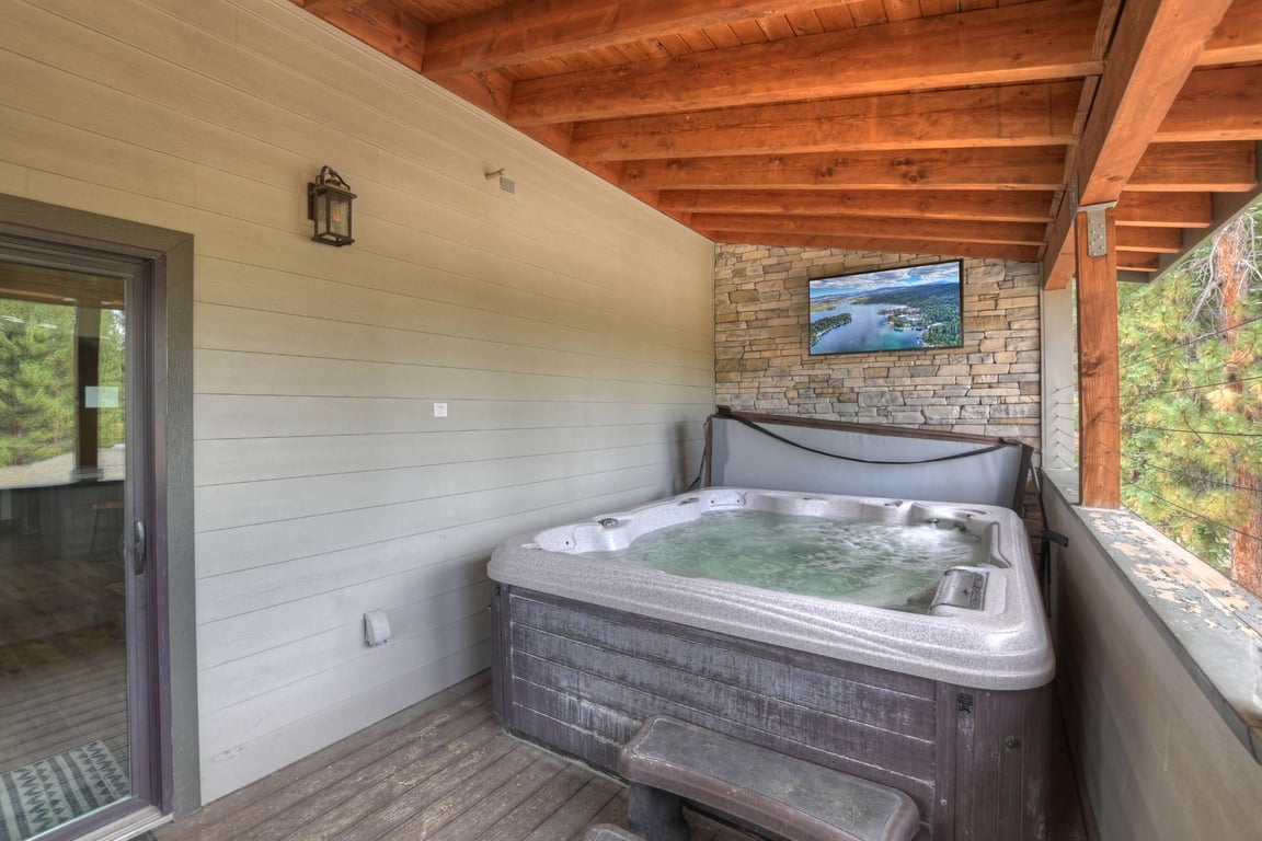 Cabin Image 40