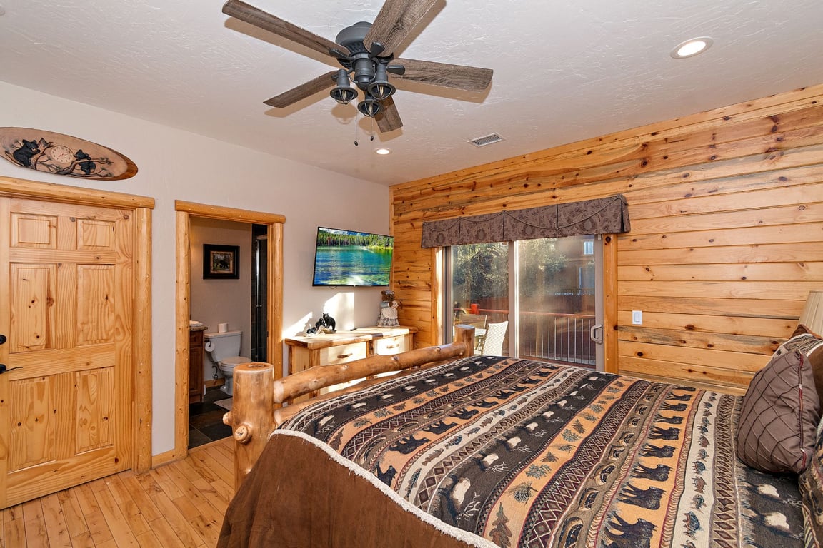 Cabin Image 30