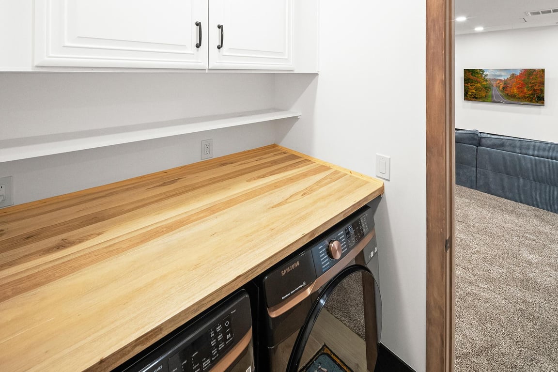 Cabin Image 80