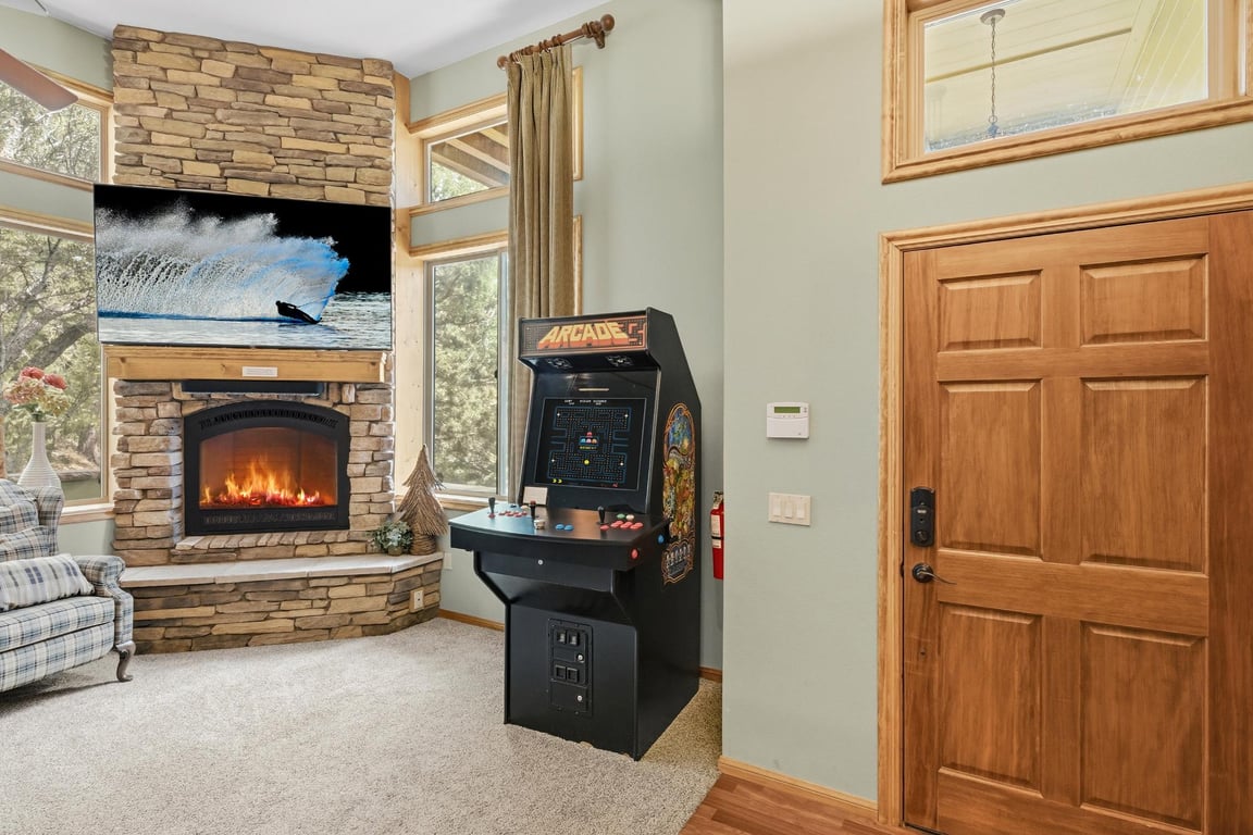 Cabin Image 9
