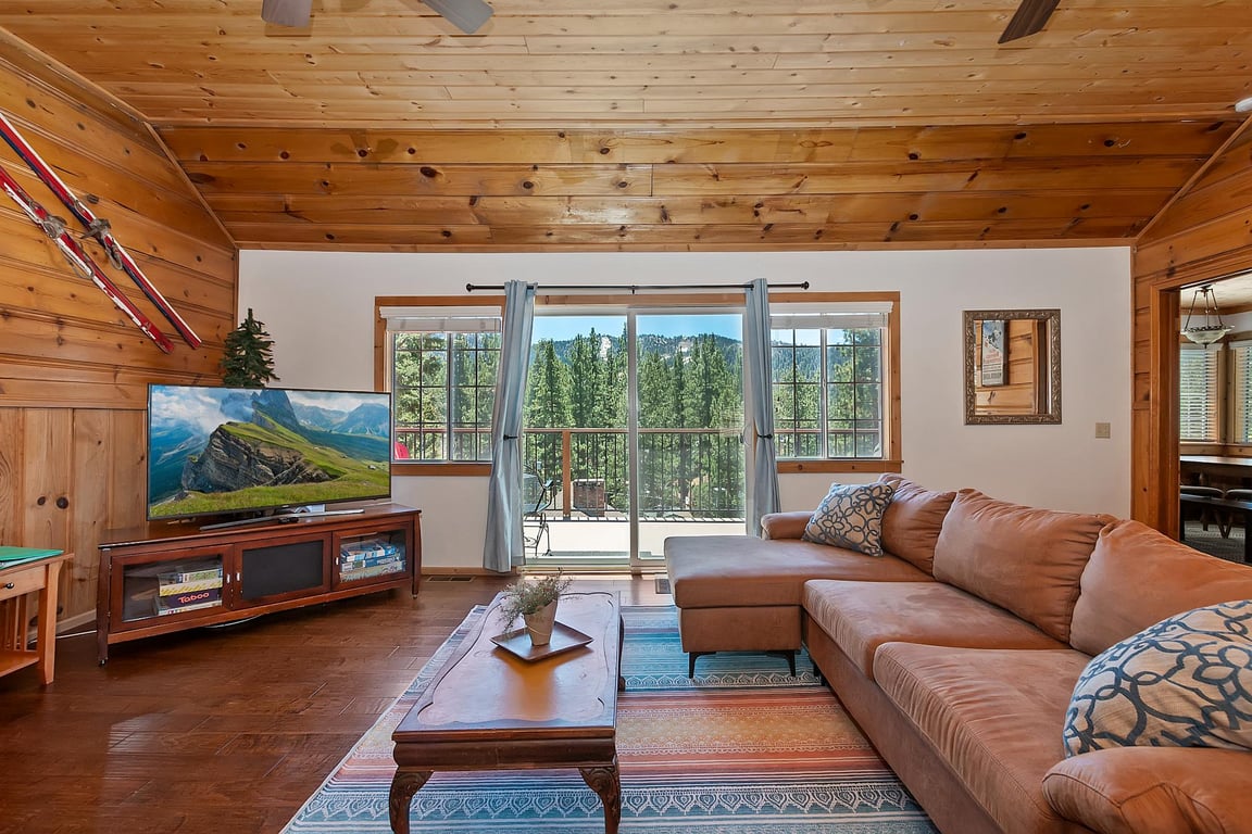 Big Bear Cabin - SkiHaus - 0002