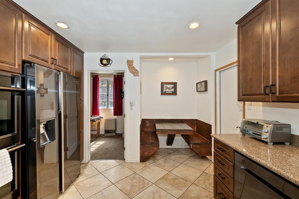 Cabin Image 12