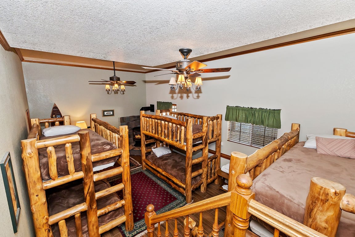 Cabin Image 27