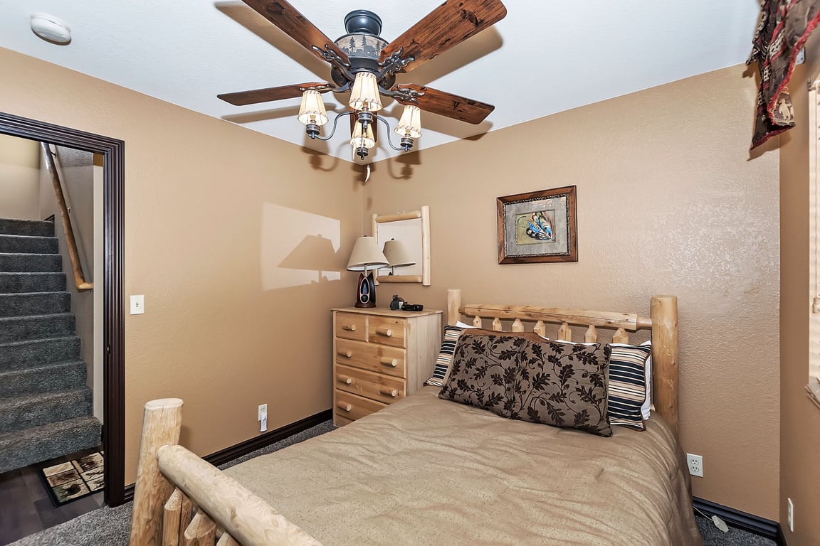 Cabin Image 19